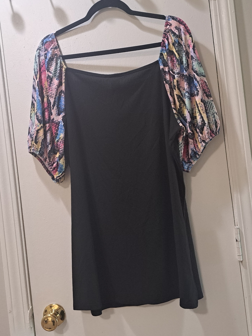 Black Tunic with Multicolor Puff Sleeves - Picture 6 of 7